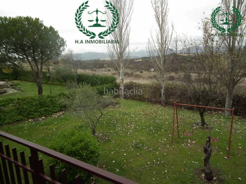 Foto 6c8aae9f-9bd6-4e7c-9a3f-f37ed264576a. Chalet mit heizung parking in Pedrezuela