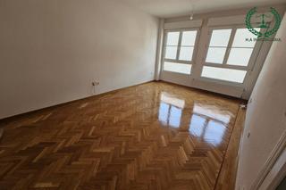 Appartement à Pedrezuela. Piso de 3 habitaciones y dos baños en el molar