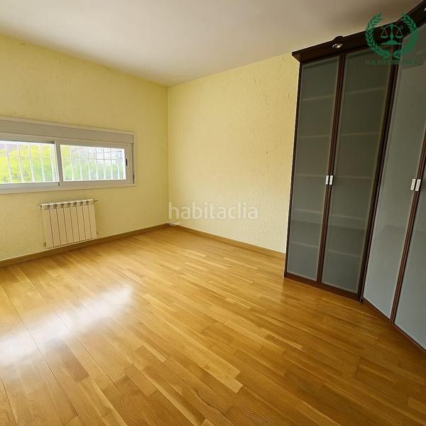 Foto c76b56a7-67db-4460-8706-add5d0389c66. Chalet con parcheggio in Pedrezuela