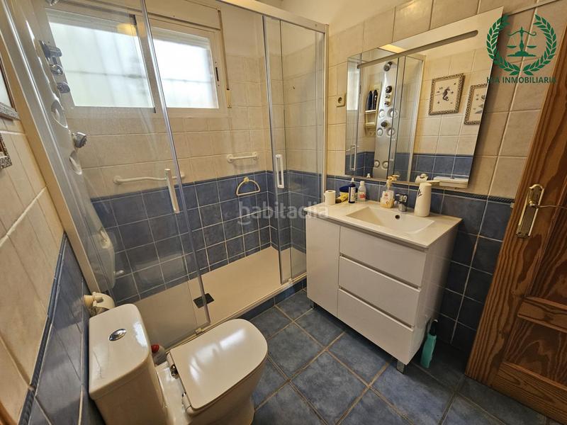 Foto d8bbadcb-5990-4721-8684-8519a6bf0a97. Chalet con parcheggio in Pedrezuela