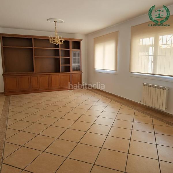 Foto e18cede9-702f-4aa4-811a-1231c12f6788. Chalet con parcheggio in Pedrezuela