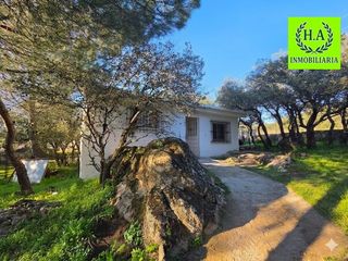 Rent House in Pedrezuela. Acogedora casa de campo en entorno natural  a solo 5 minutos de