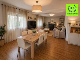 Chalet en Molar (El). Elegante chalet independiente en el molar, madrid