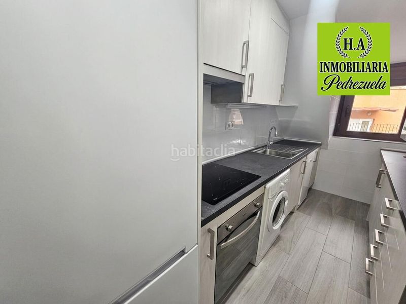Foto 7aa3a547-f9b9-43e6-b4aa-a55d4542712d. Pis amb calefacció aparcament a Pedrezuela