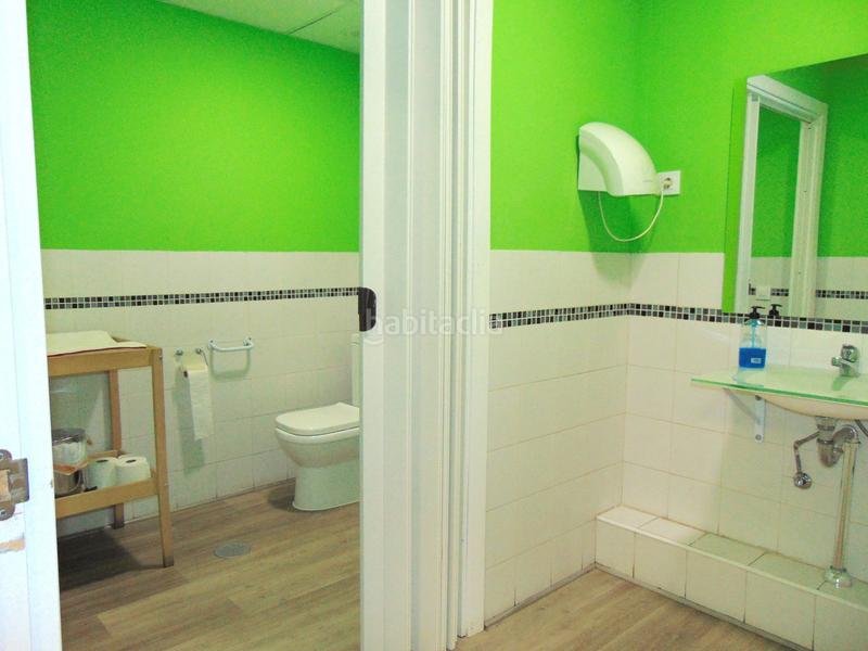 Foto d56381c7-43b7-46b3-96dd-957b3fca3e96. Local commercial dans Parla este Parla