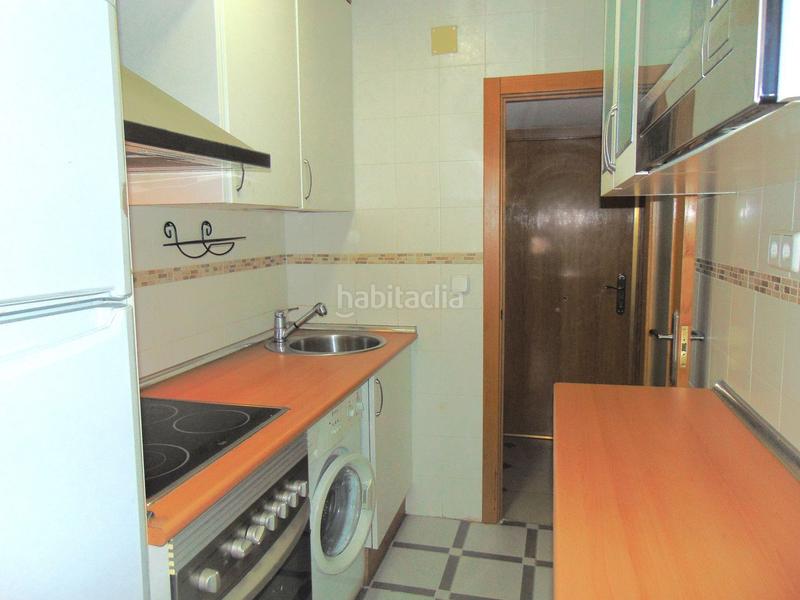 Foto 5354da6a-6415-4676-9710-330f94078d69. Piso  de tres dormitorios en zona de Universidad. en Getafe