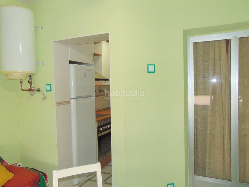 Foto 5c653033-3fe6-4b6b-a3e1-df082d3fe727. Piso  de tres dormitorios en zona de Universidad. en Getafe