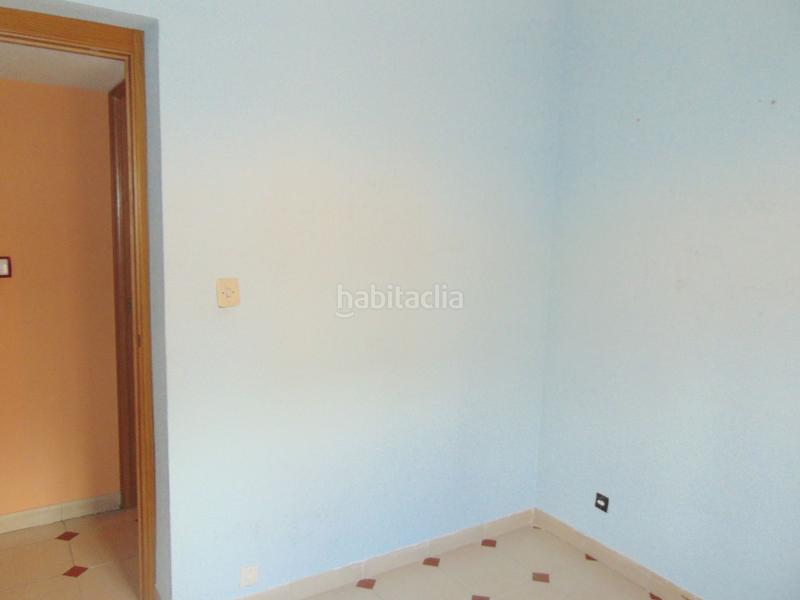 Foto 7216f5d1-6374-4535-a566-0d3d0a11b1e2. Piso  de tres dormitorios en zona de Universidad. en Getafe