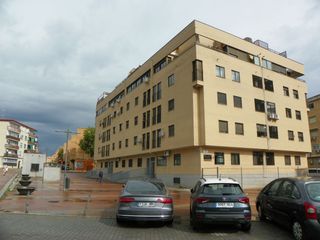 Location Attique  Jericó. Ático de 2 dormitorios, 2 baños, 2 terrazas y plaza de garaje