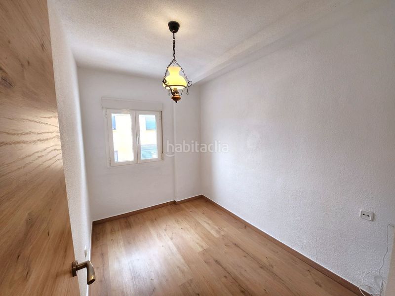 Foto 74e38ac7-4c4c-46ed-8d5e-f8338e3323e1. Pis a Pintores-Ferial Parla
