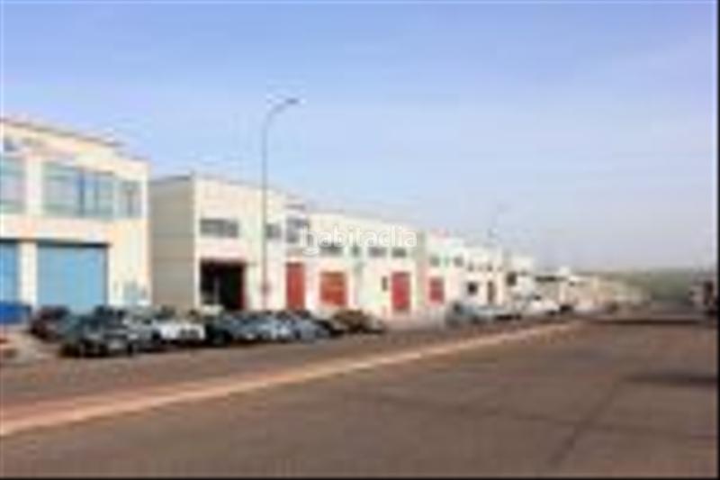 Foto 17bfffc4-712c-4c4c-ae2c-be93b705ecf4. Capannone industriale in Las Castañeras - Bulevar Arroyomolinos