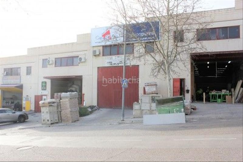 Foto 9c753901-60ba-40f1-a21a-de63e41c71ab. Capannone industriale in Las Castañeras - Bulevar Arroyomolinos