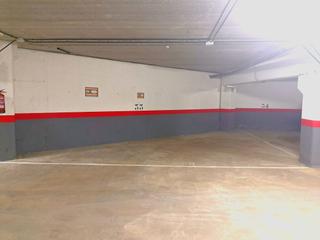 Location Parking voiture à Calle dublín 39. Plaza de garaje en alquiler en el parking del edificio dublín en