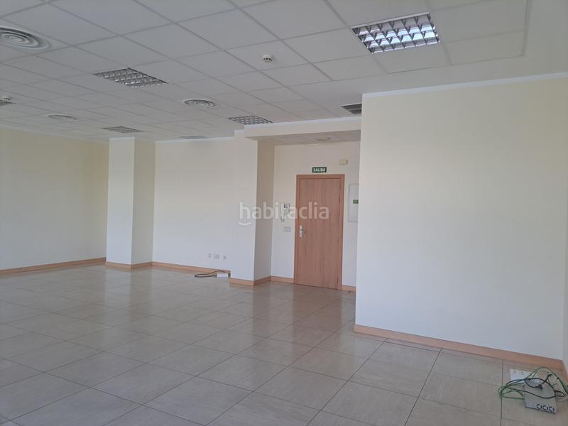 Foto 32953b91-947a-4f18-b07e-e4de81b42498. Rent office space in calle copenhague 12 in Europolis Rozas de Madrid (Las)