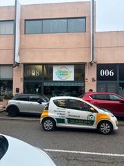 Location Local commercial en Calle mnaco 8. Local comercial totalmente acondicionado en alquiler situado en