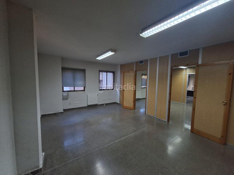 Foto 28365920-1f63-41c3-b51e-cafb8ebac7ec. Location bureau avec chauffage dans Alto de la Jabonería Rozas de Madrid (Las)