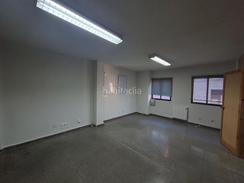 Foto 681a4f8c-8dce-48ee-89d4-e1abb95d3210. Miete büro mit heizung in Alto de la Jabonería Rozas de Madrid (Las)