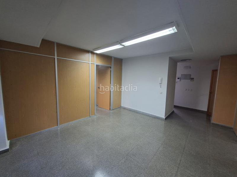 Foto 74c7be9e-559c-45df-9ab5-4f26c636f9f9. Miete büro mit heizung in Alto de la Jabonería Rozas de Madrid (Las)