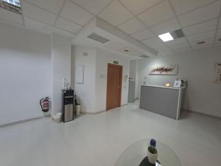 Location Bureau à Calle copenhague 12. Oficina  en alquiler en edificio representativo de 104 m2 totalm