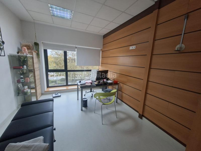 Foto c89631c7-0a51-4cde-8b46-130f5dc6bb85. Lloguer oficina a calle copenhague 12 a Europolis Rozas de Madrid (Las)