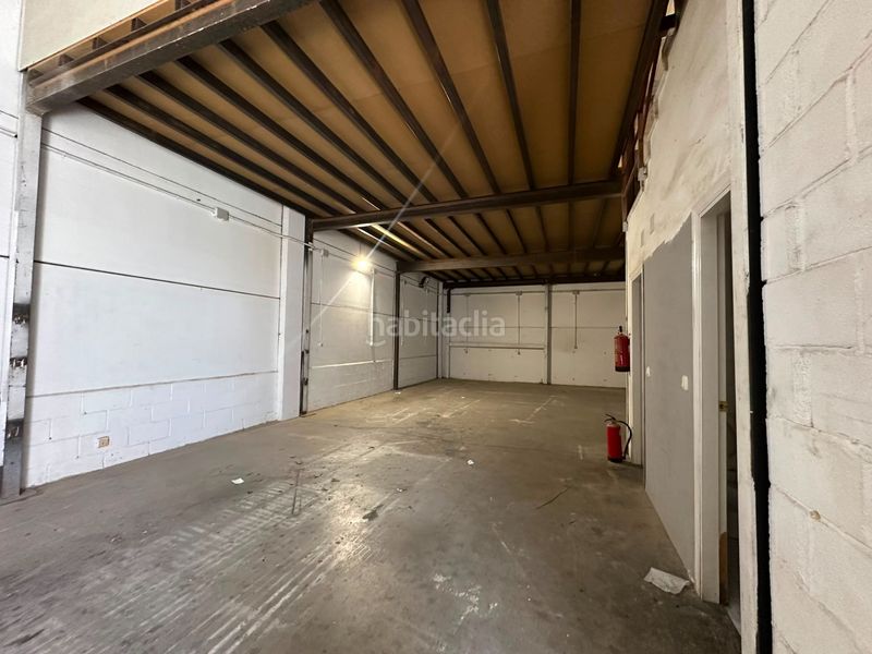 Foto 5a431be9-826b-48c9-ae4c-c13179c4da05. Location bâtiment à usage industriel dans calle salzburgo 3 dans Rozas de Madrid (Las)