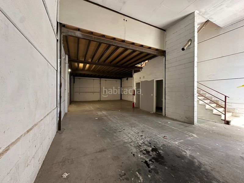Foto 7681e5e0-ce22-4615-80e6-c2b279933125. Location bâtiment à usage industriel dans calle salzburgo 3 dans Rozas de Madrid (Las)