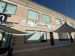 Geschäftsraum in Calle bruselas 5g. Espectacular local comercial en venta en el pol. ind. európolis