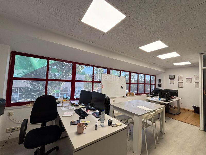 Foto a1636769-0321-4c9c-94ed-96b42332a7b3. Location bâtiment à usage industriel dans calle belgrado 3 dans Rozas de Madrid (Las)