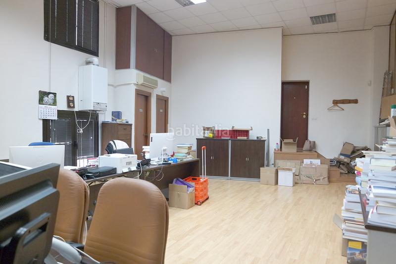 Foto 5233d6b2-adbc-4295-8487-34e3813896b0. Local comercial magnifico local en el centro en Universidad-Malasaña Madrid