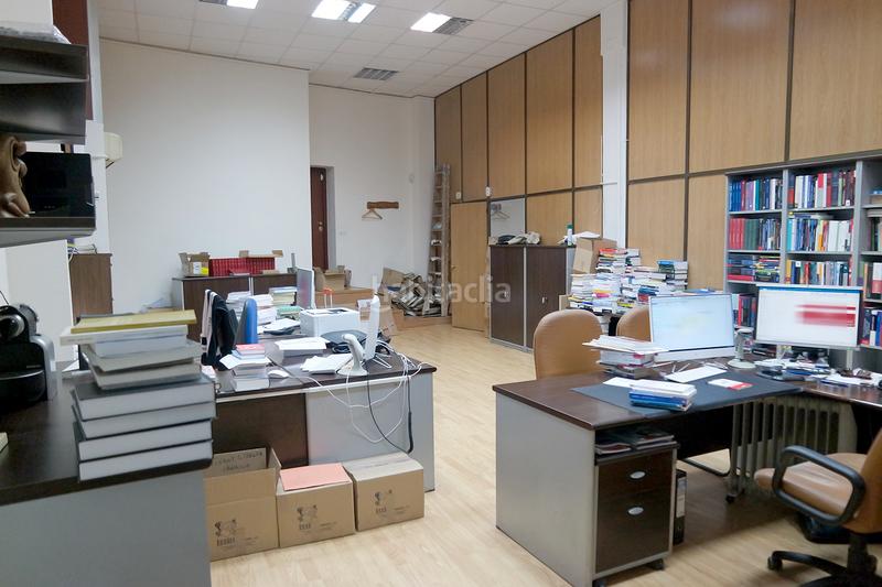 Foto 69a9fd12-b5d1-43d7-a9a2-3f4ed22c74c6. Local comercial magnifico local en el centro en Universidad-Malasaña Madrid