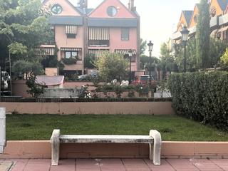 Maison jumelée à Avenida Europa. Samar gestion inmobiliaria, vende adosado de 300m2 aprox. con ja