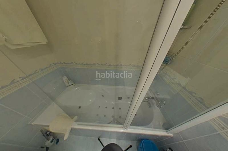 Foto 1f486478-ee50-44f1-a170-b62e9fedee84. Semi detached house with fireplace heating parking pool in Pozuelo de Alarcón