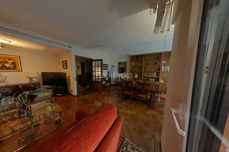 Foto 271558a0-3608-4056-badd-9b71a5aab8d1. Semi detached house with fireplace heating parking pool in Pozuelo de Alarcón