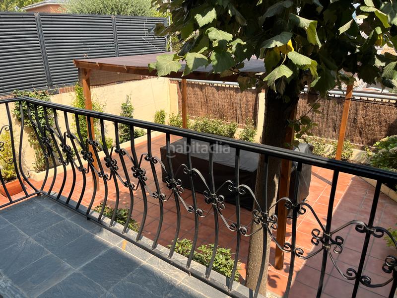 Foto 38cb3b3d-8360-4dad-9025-540219310941. Semi detached house with fireplace heating parking pool in Pozuelo de Alarcón