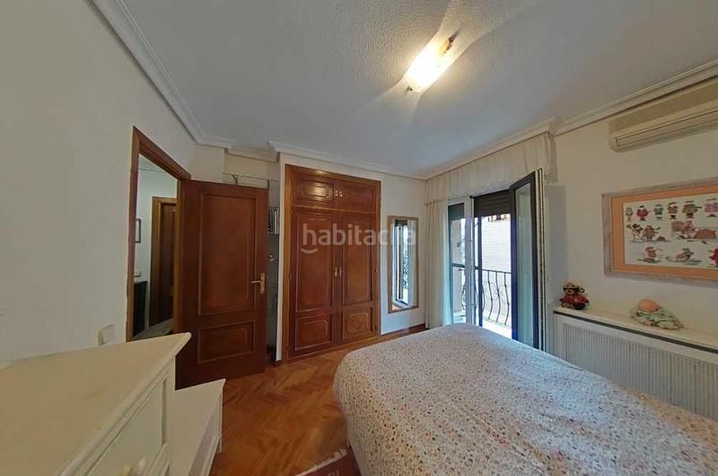 Foto 442c2e06-391d-4527-a3ef-7eaa67e2dd61. Semi detached house with fireplace heating parking pool in Pozuelo de Alarcón