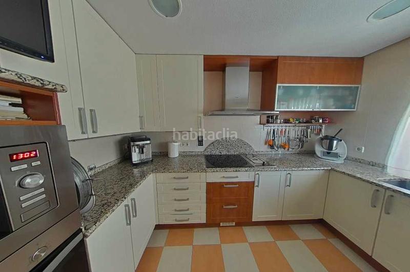 Foto 58fd873e-8d1b-48ba-9daa-577d40f4f771. Semi detached house with fireplace heating parking pool in Pozuelo de Alarcón