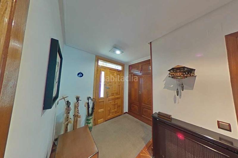 Foto 61cf4fab-f7e1-4b79-a136-cef62ad3d418. Semi detached house with fireplace heating parking pool in Pozuelo de Alarcón