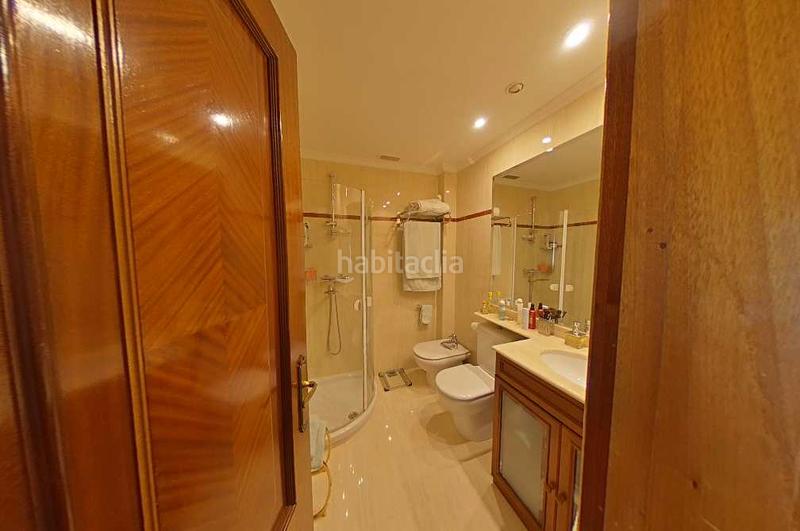 Foto 6fb8fc3f-74d5-4da1-a5b7-ce6b1811b42a. Semi detached house with fireplace heating parking pool in Pozuelo de Alarcón