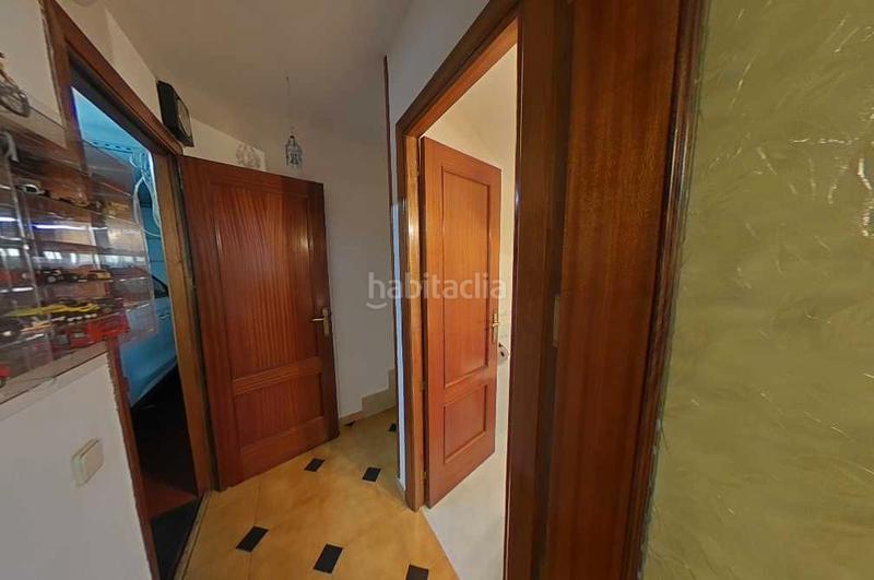 Foto a0673fb0-d30f-4511-8d23-df015aaaa2e4. Semi detached house with fireplace heating parking pool in Pozuelo de Alarcón