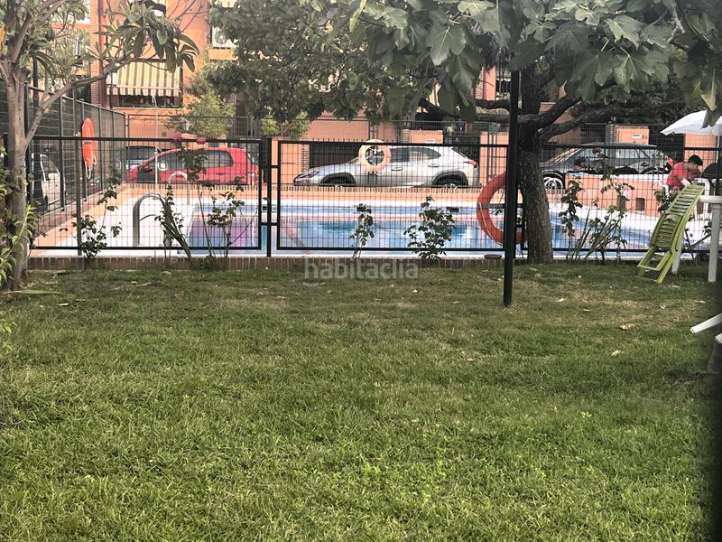 Foto b08d934e-afbe-4288-a361-6093400dff03. Semi detached house with fireplace heating parking pool in Pozuelo de Alarcón