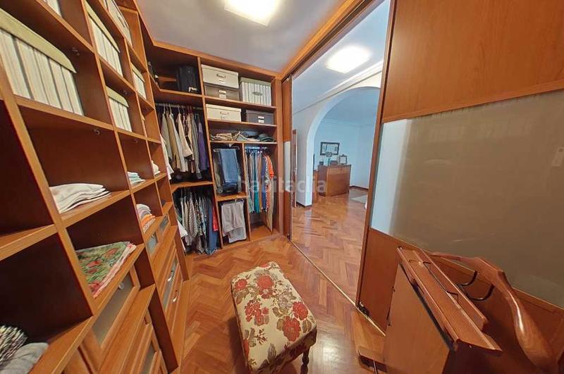 Foto f7de3afa-900d-4401-b317-daac6682382e. Semi detached house with fireplace heating parking pool in Pozuelo de Alarcón