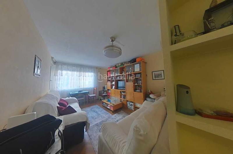 Foto 660b01e6-f4b7-4519-be9c-aa054df1a42a. Piso samar gestion vende . piso de 2 dormitorios. plaza de garaje. piscina. ascensor. zona centro. ver en Majadahonda