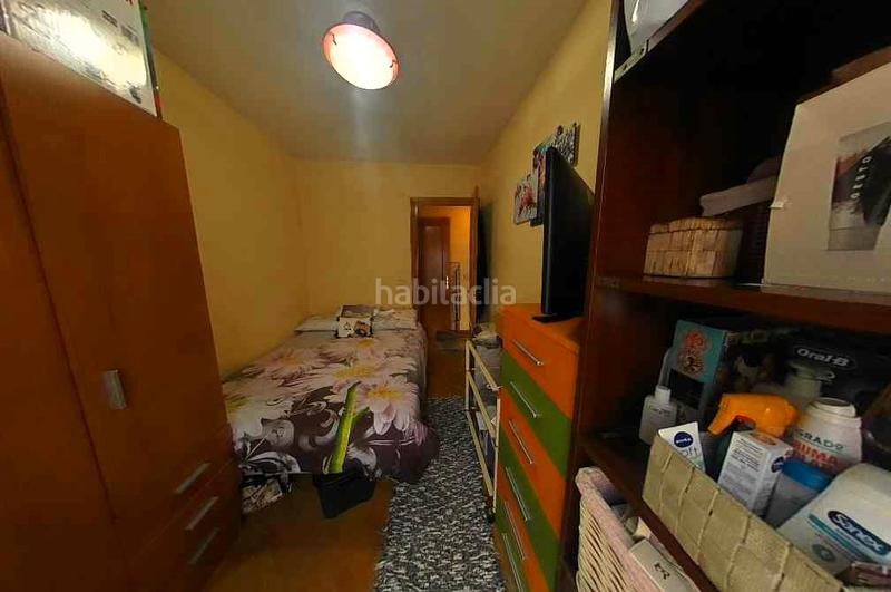 Foto e8466998-fb5a-4cc9-8d65-8cfa26482050. Piso samar gestion vende . piso de 2 dormitorios. plaza de garaje. piscina. ascensor. zona centro. ver en Majadahonda