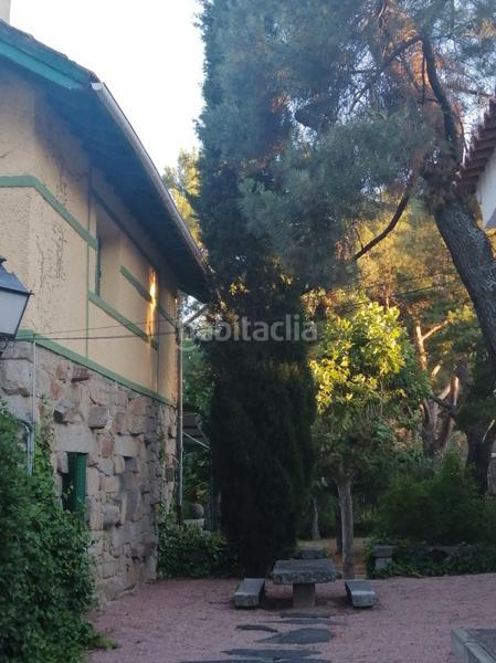 Foto 0505c9d8-f1c9-4c74-966a-3e0211f7c8d4. Xalet amb aparcament piscina a Alpedrete