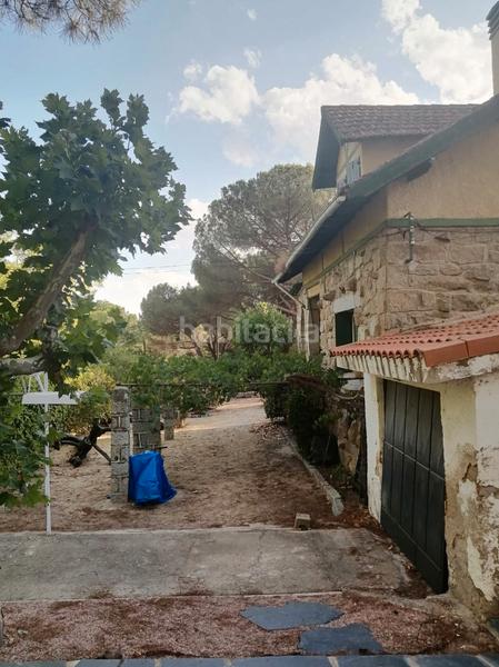 Foto c8cd2d1c-618a-430b-88cd-06d212fd3c6a. Xalet amb aparcament piscina a Alpedrete