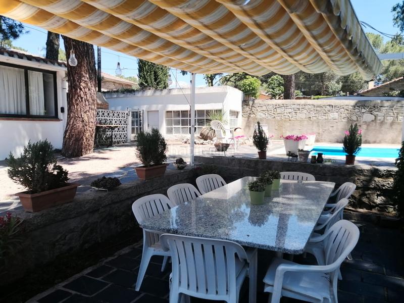 Foto cb688d4d-fac5-43b8-822d-337b4a40e203. Xalet amb aparcament piscina a Alpedrete