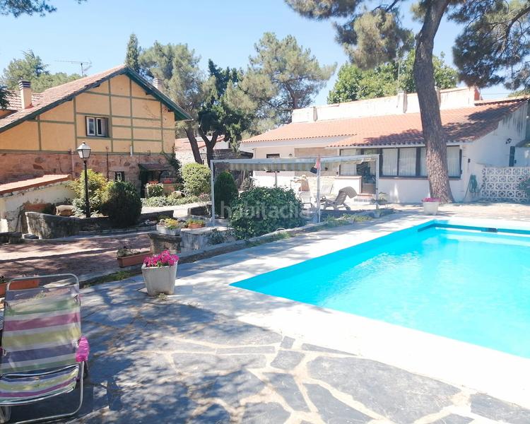 Foto e5e2033b-315f-41d5-844d-f7e2f40a0c6d. Xalet amb aparcament piscina a Alpedrete