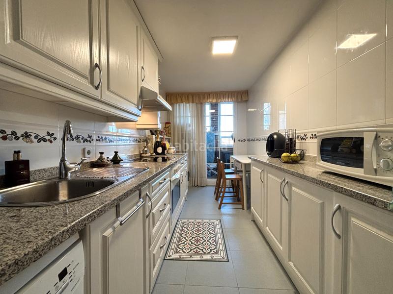 Foto 165402e2-778b-409a-9bfa-e22d4071b4b2. Appartamento con riscaldamento parcheggio piscina in Majadahonda