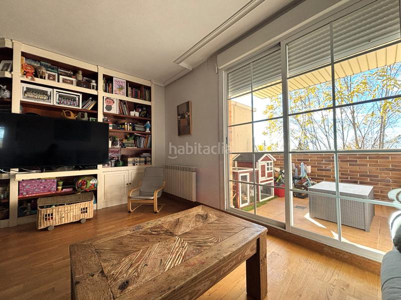 Foto fa52b28b-0faf-41e7-9cf5-f8750b39592e. Appartamento con riscaldamento parcheggio piscina in Majadahonda