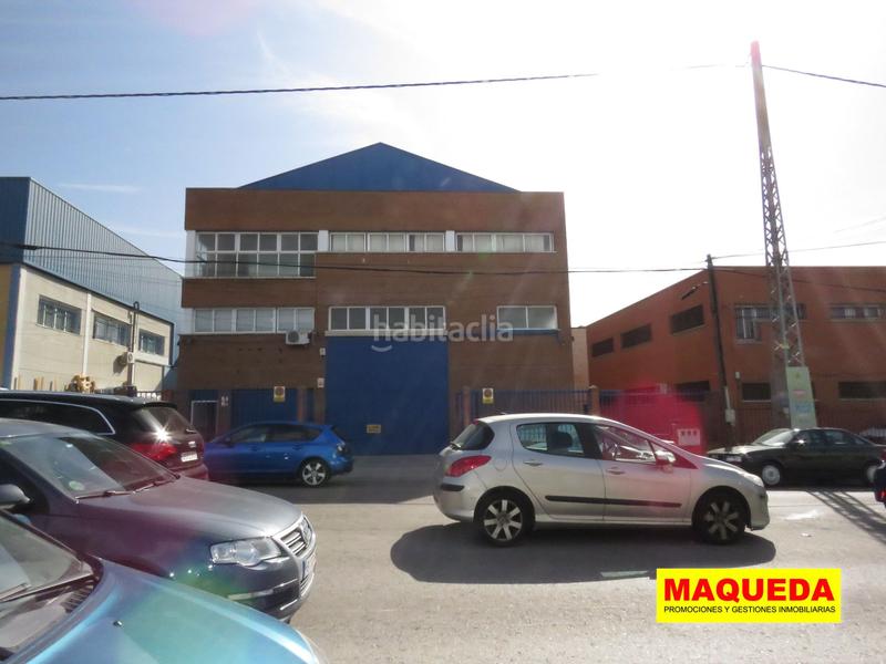 Foto 1d0a7f6d-9d3d-4267-b2ea-afa293696549. Industrial building in calle de la electricidad 5 in Leganés